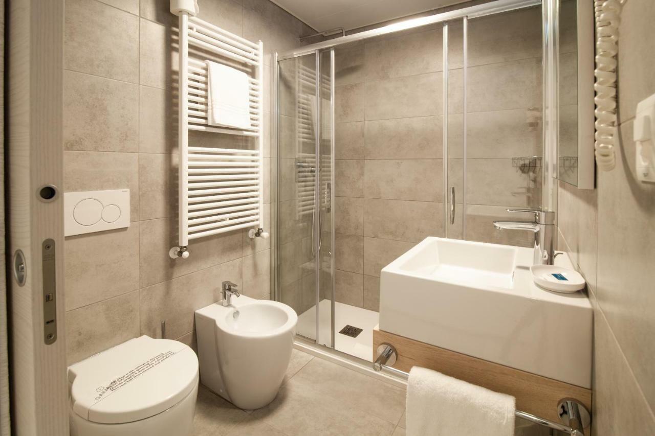 Hotel Albergo Milano Mendrisio Exterior foto